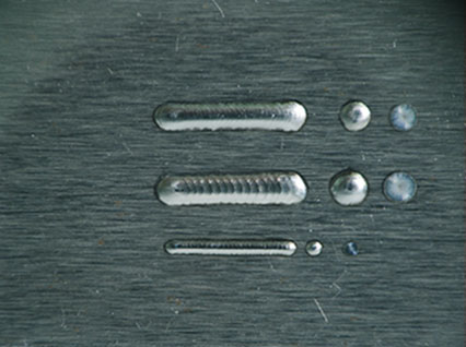 <a href='http://www.tugun.cn/product/3.htm' class='text_a'>模具激光焊機(jī)</a>修復(fù)鏡面模具效果